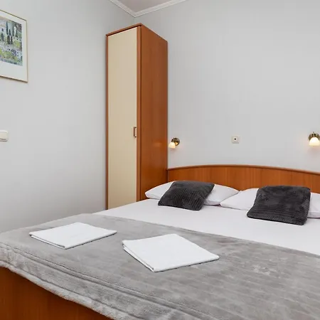 Duce 5973b Apartment *